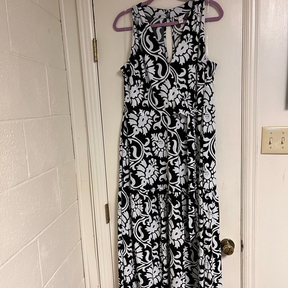 Cato Dresses & Skirts - Black and White Halter Maxi Dress Plus Size